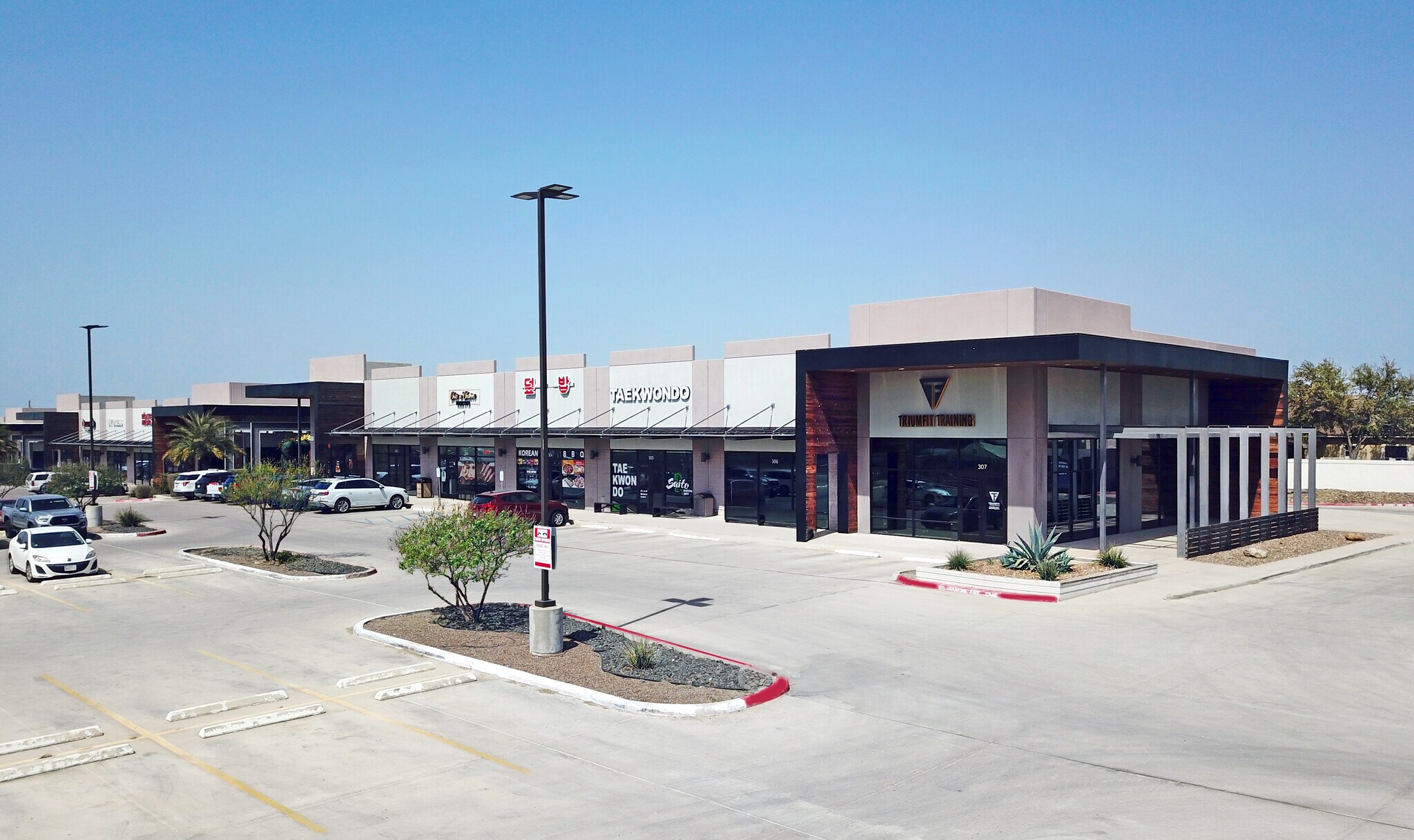 3910 E Del Mar Blvd, Laredo, TX for Rent