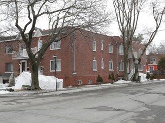 Montréal, QC Apartments - 6490-6492 Av McLynn