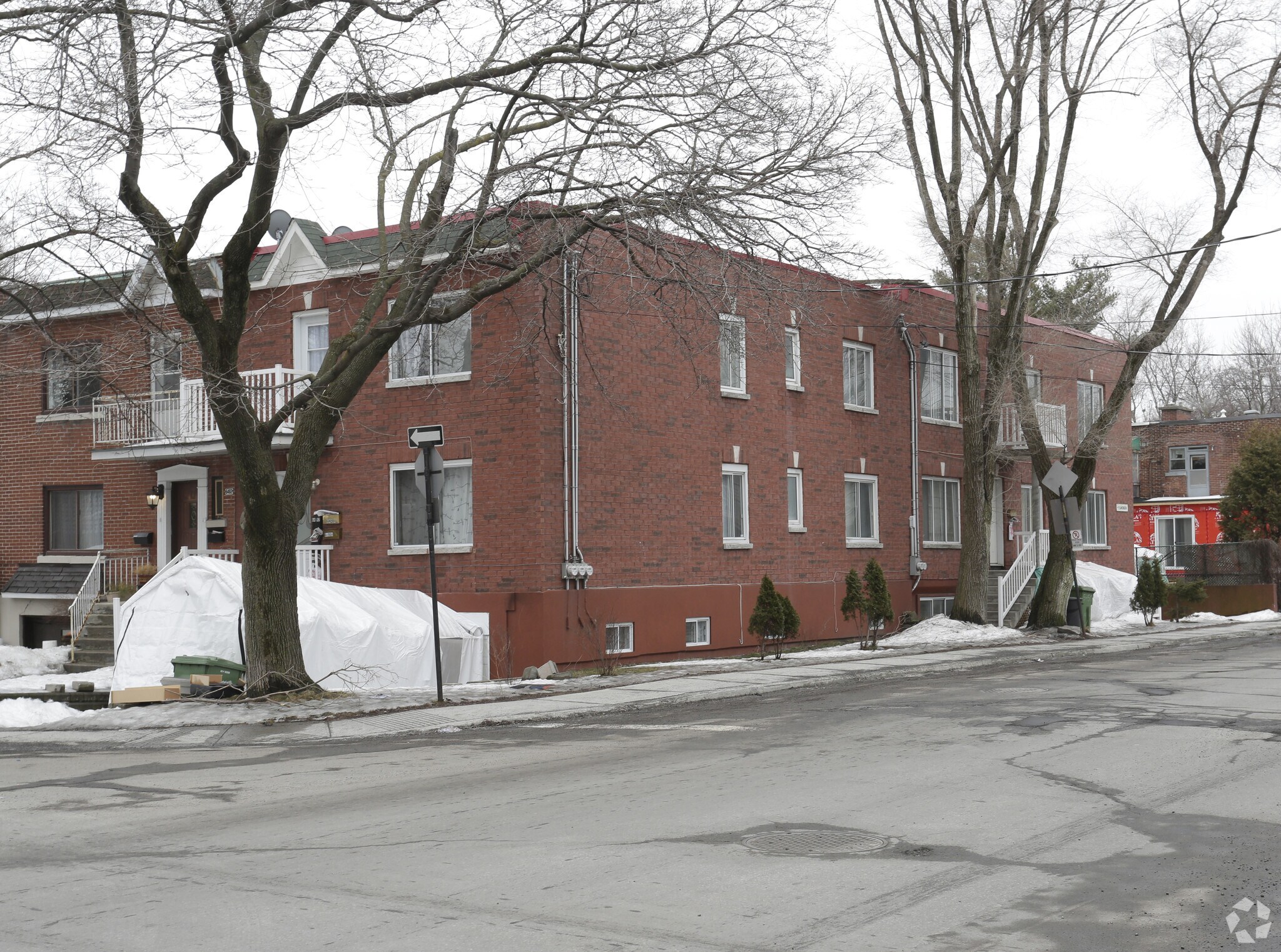 6490-6492 Av McLynn, Montréal, QC for Sale