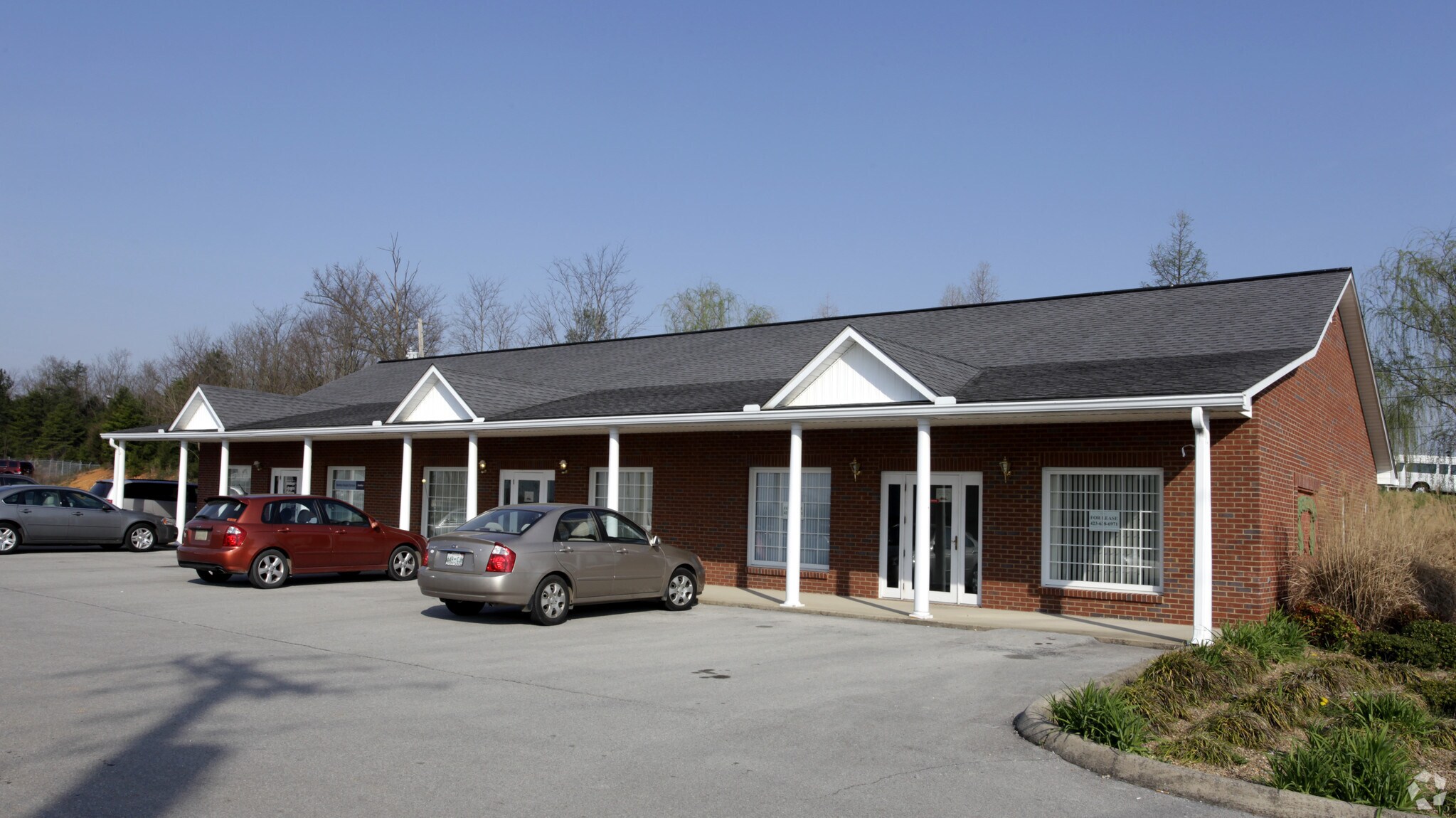 127 Serral Dr Greeneville, TN 37745 Office Property for Lease on
