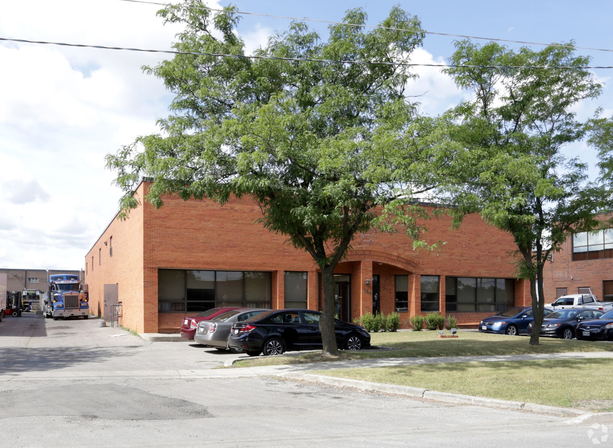 199 Wilkinson Rd, Brampton, ON for Sale