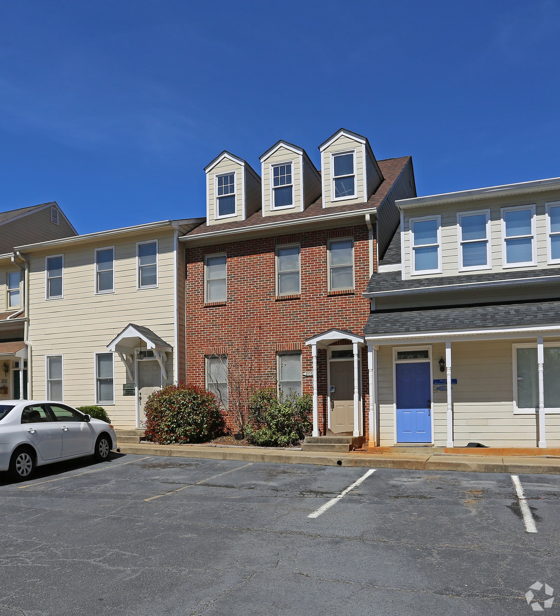 205 Jamestown Sq, Columbia, SC for Rent