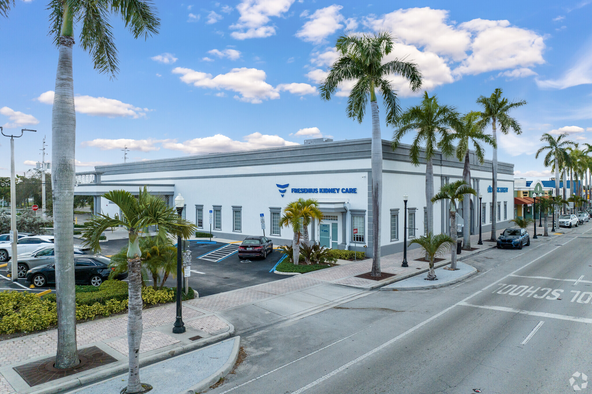 2700 Hollywood Blvd, Hollywood, FL for Rent