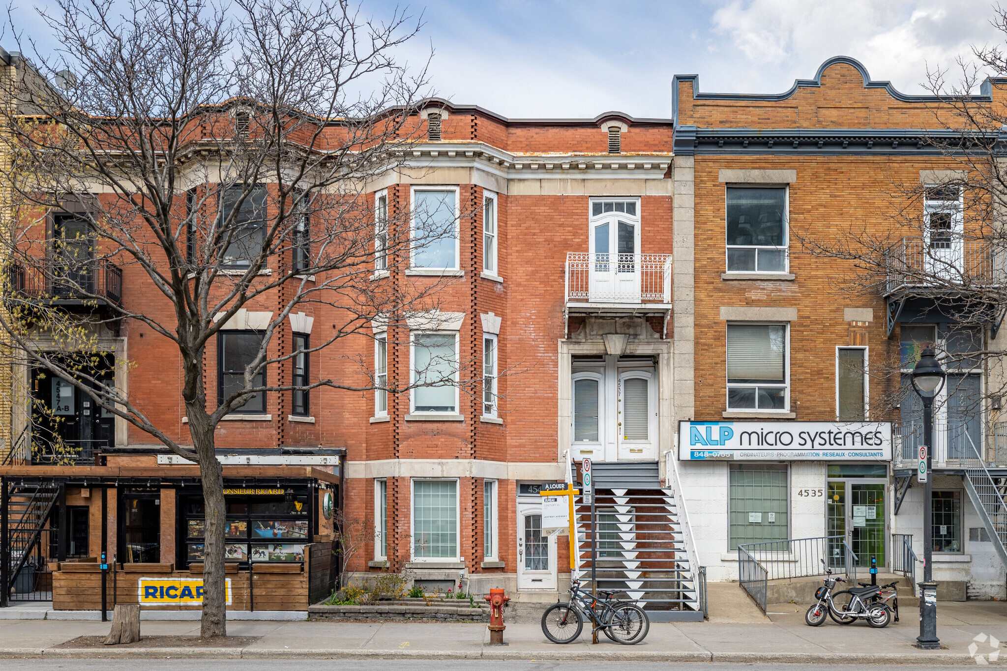 4541 Av du Parc, Montréal, QC for Sale