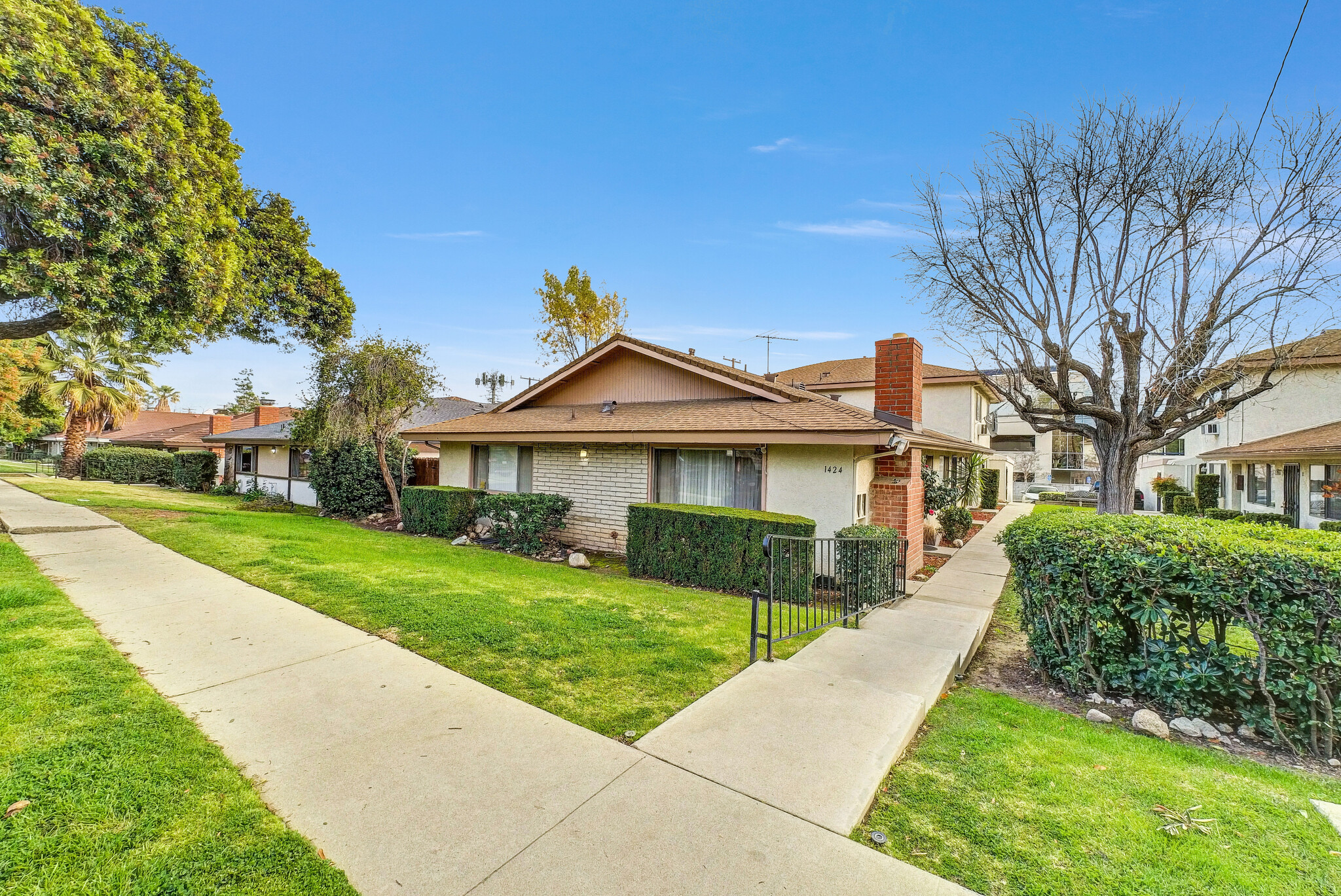 1424 Springfield St, Upland, CA for Sale