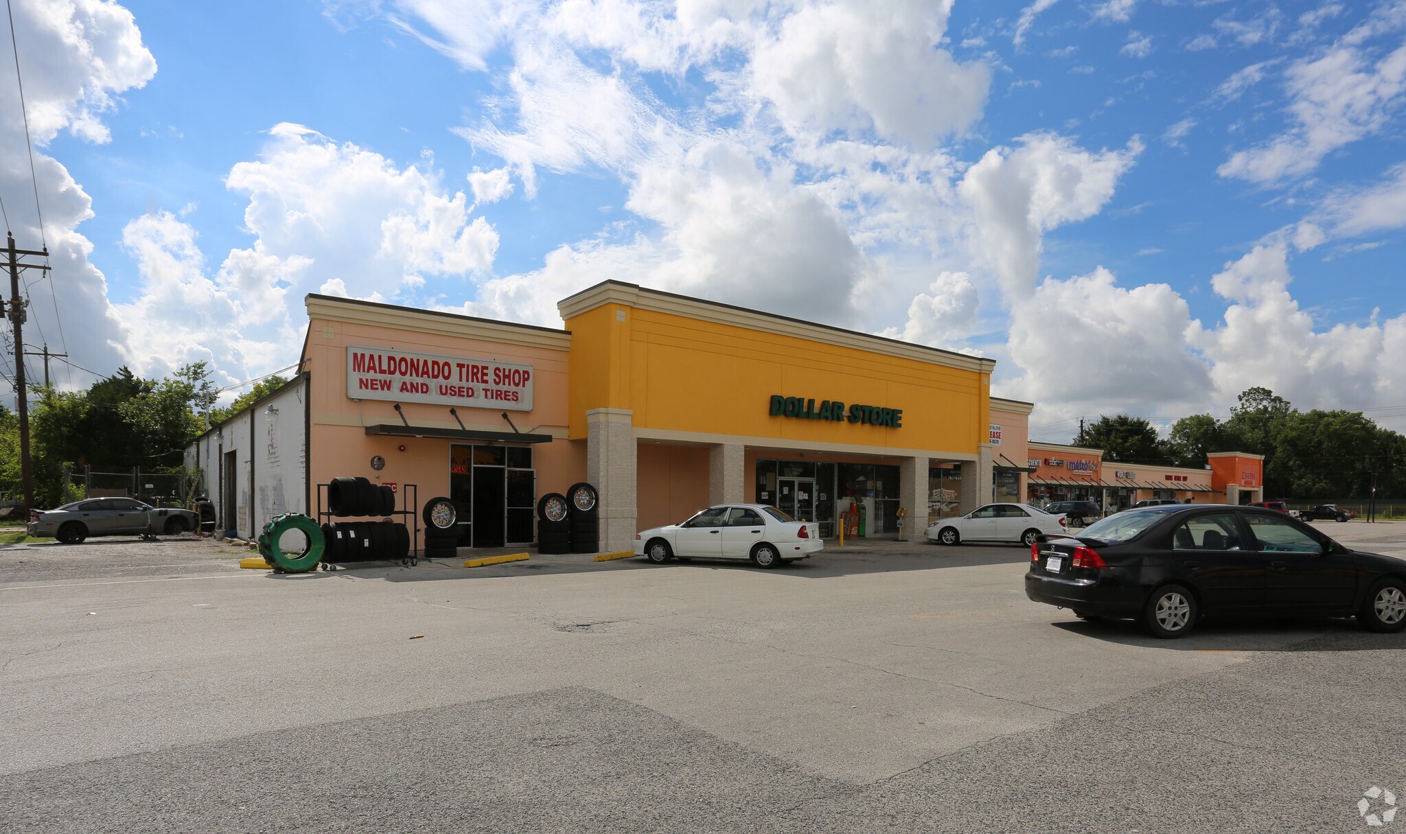 8606 Irvington Blvd, Houston, TX for Rent