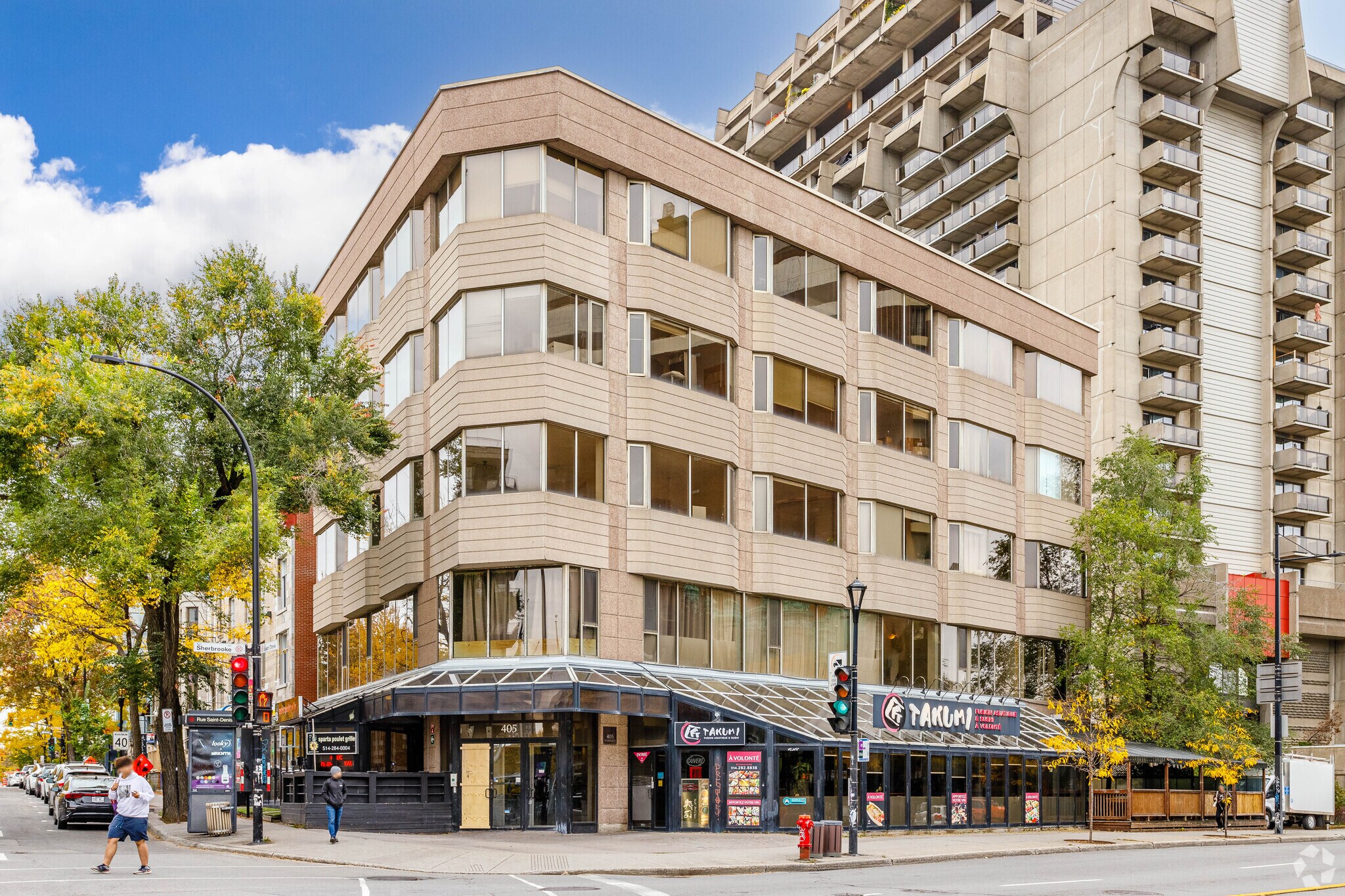 405 Rue Sherbrooke E, Montréal, QC for Rent