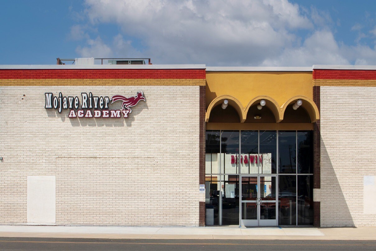 14554 7th St, Victorville, CA for Sale