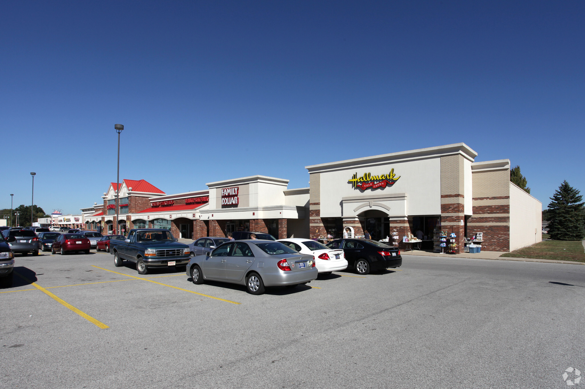 305-423 N Halleck St, Demotte, IN for Rent