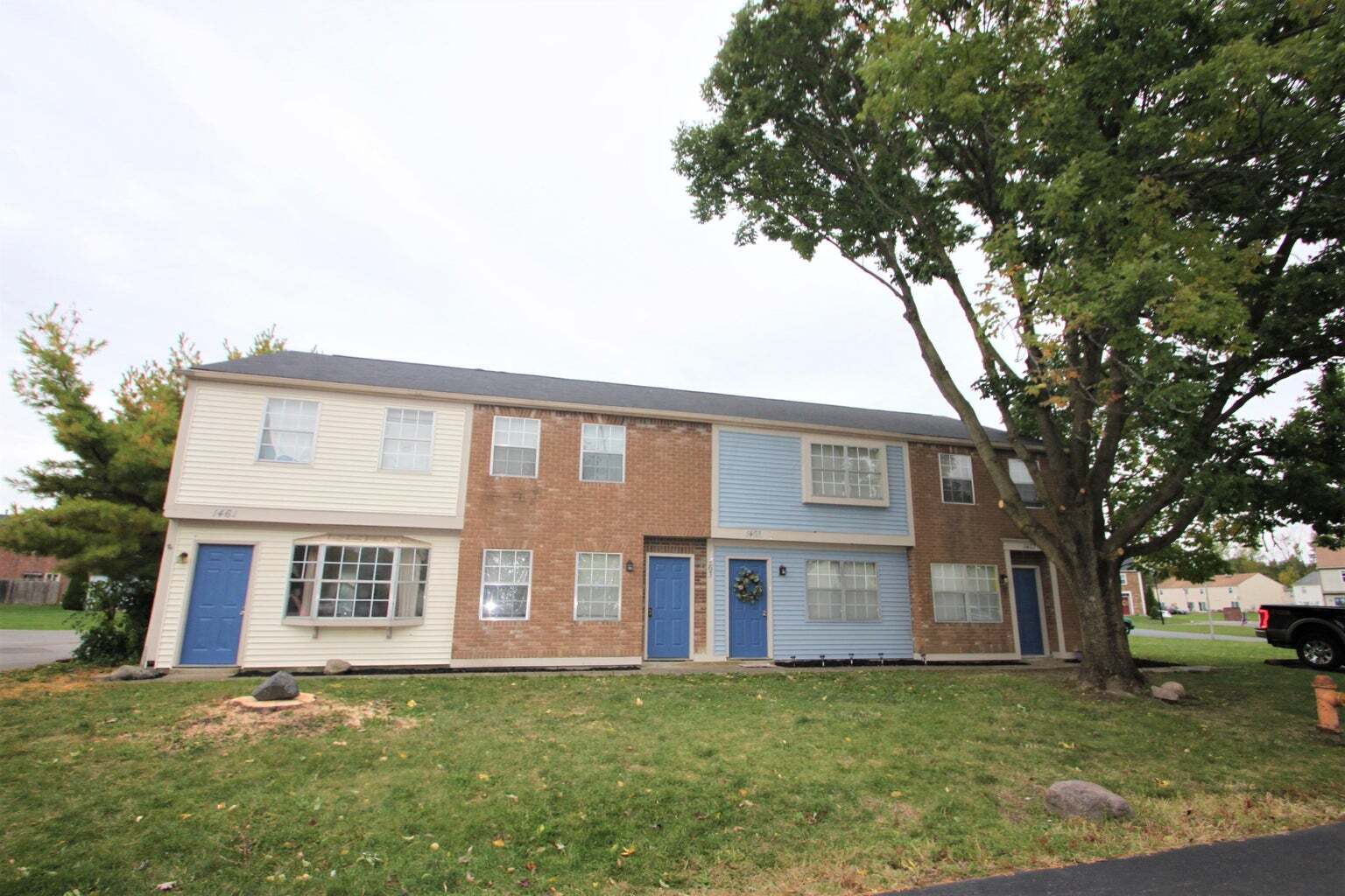 1461-1467 Worthington Dr, Columbus, OH for Sale