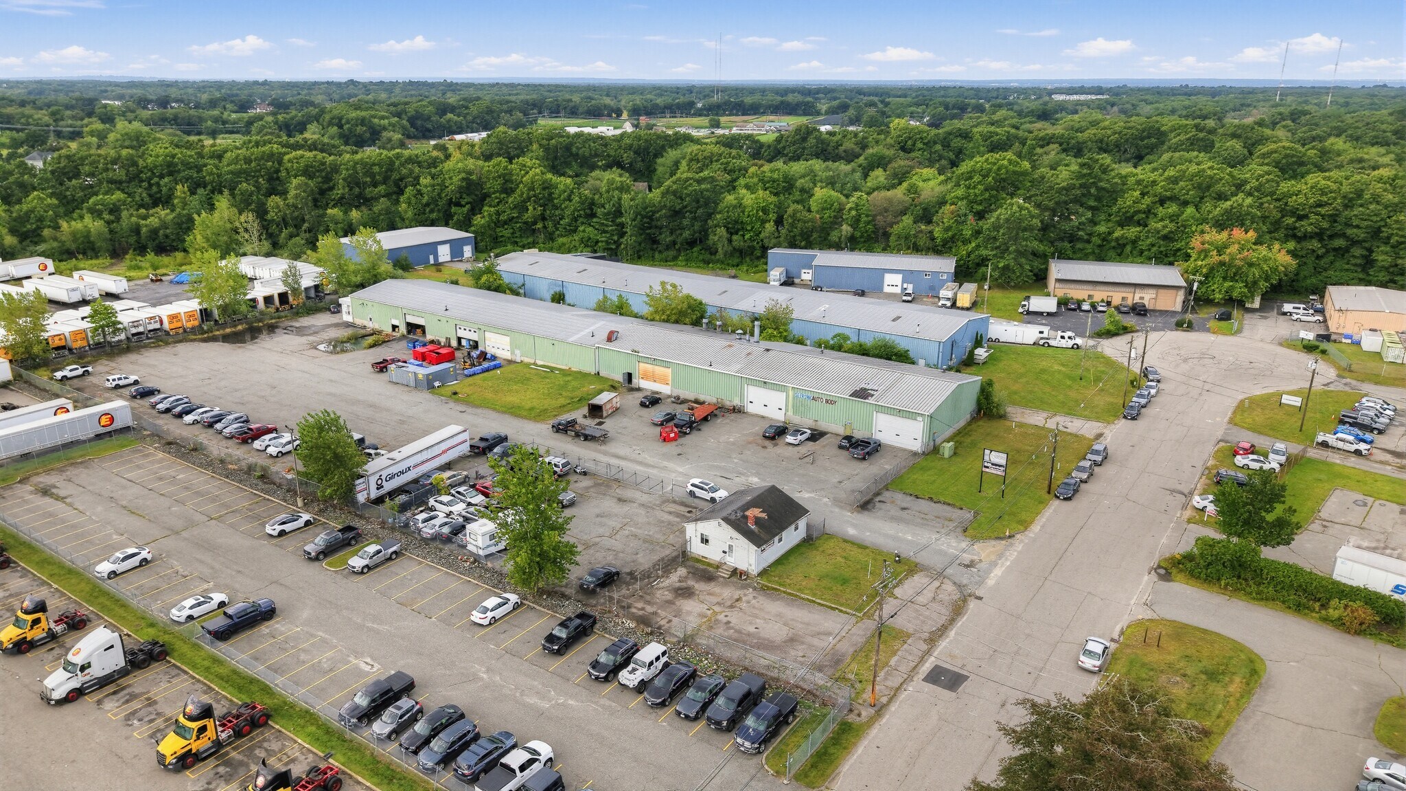 32 Industrial Ct, Seekonk, MA for Rent