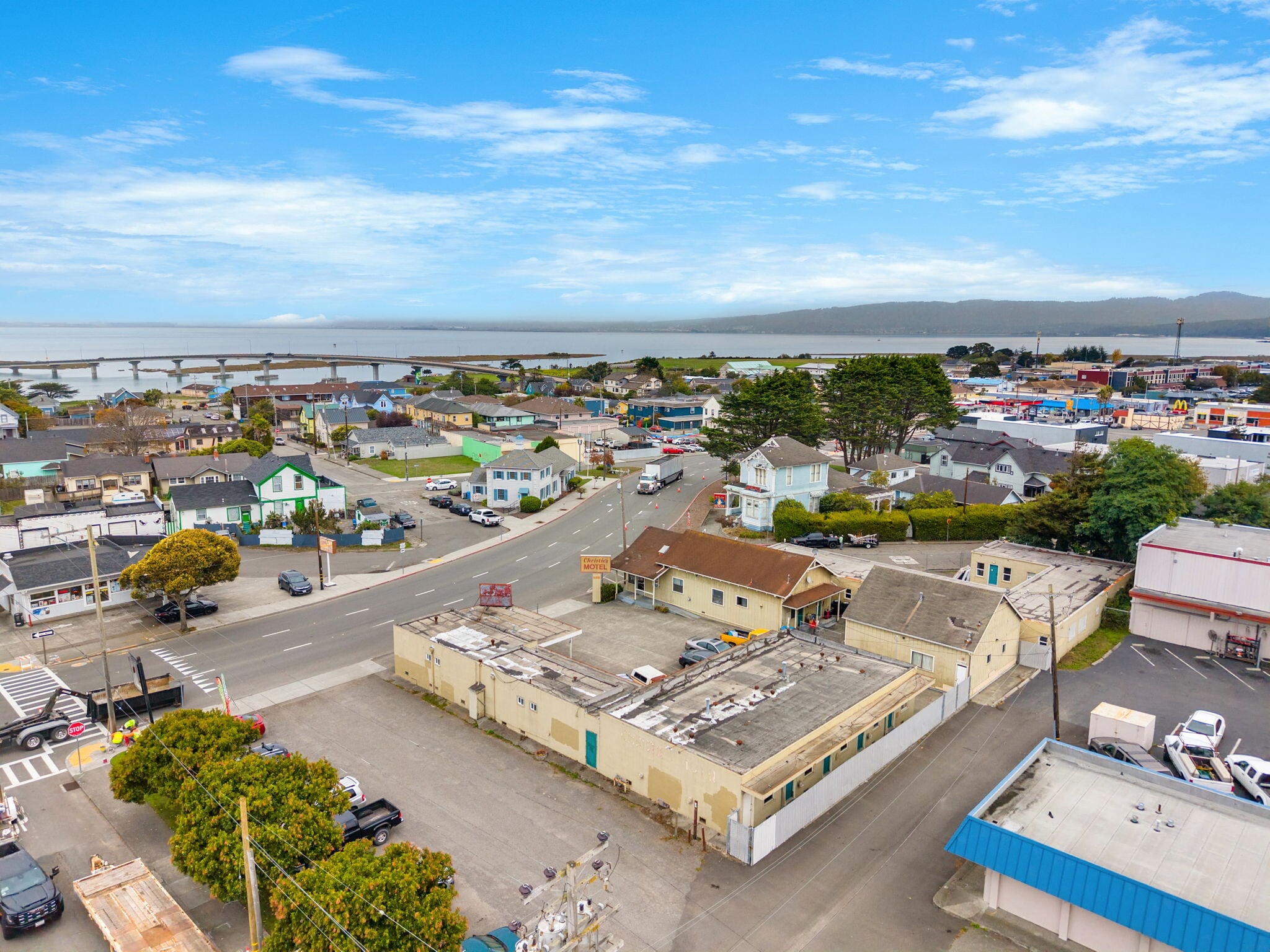 1420 4th St, Eureka, CA for Sale