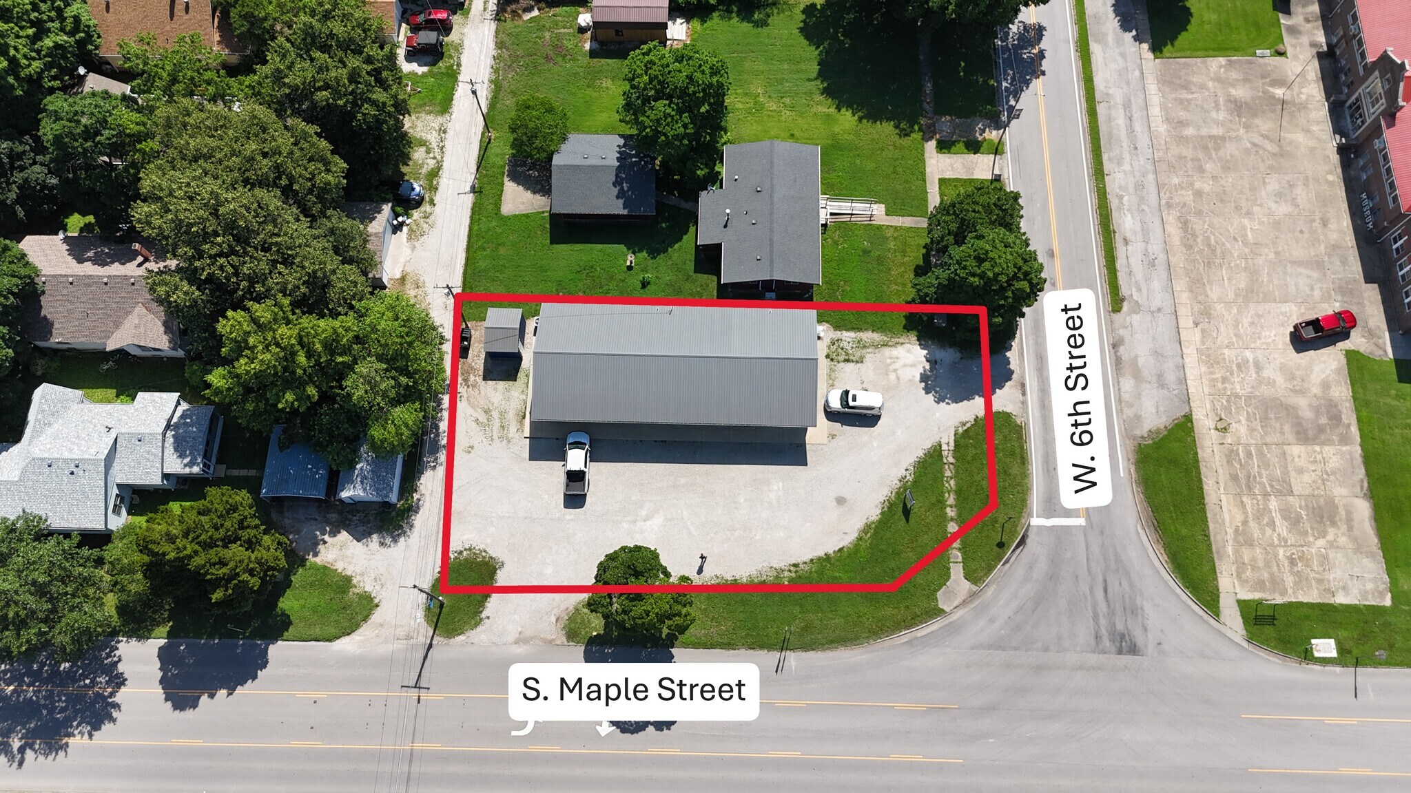 427 W 6th Ave, Garnett, KS for Sale