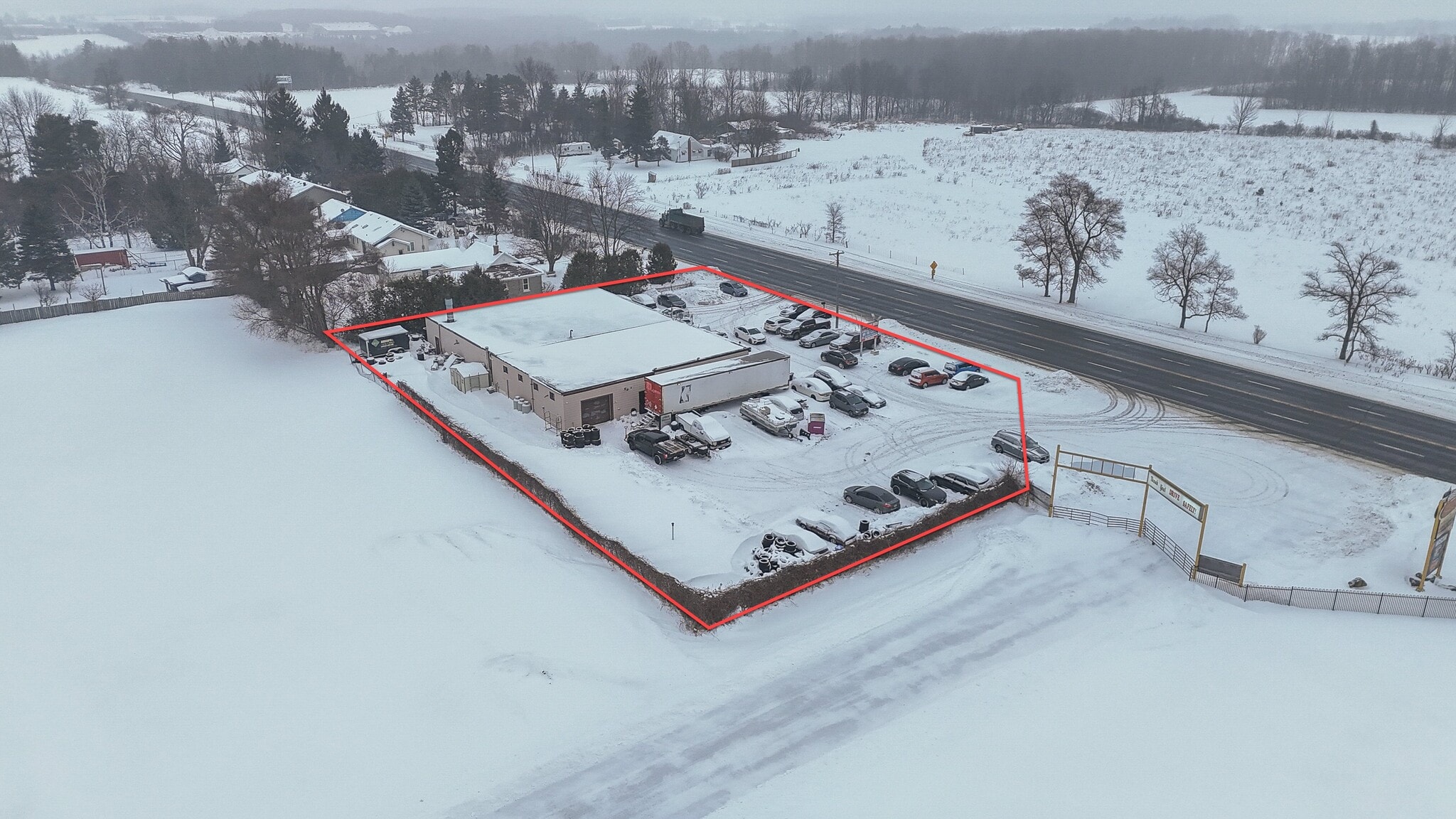 6938 Yonge St, Innisfil, ON for Sale