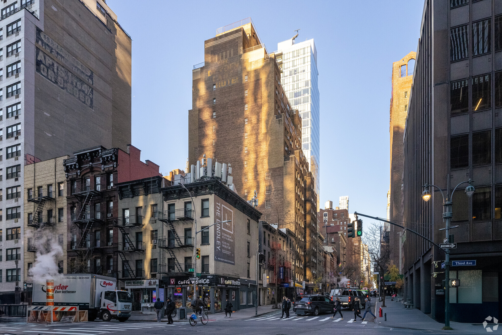 150 E 39th St, New York, NY for Rent