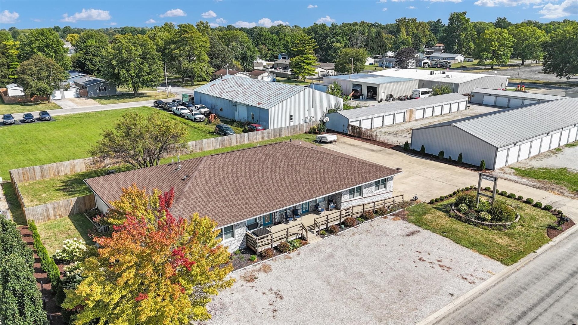808 N 3rd St, Saint Joseph, IL for Sale