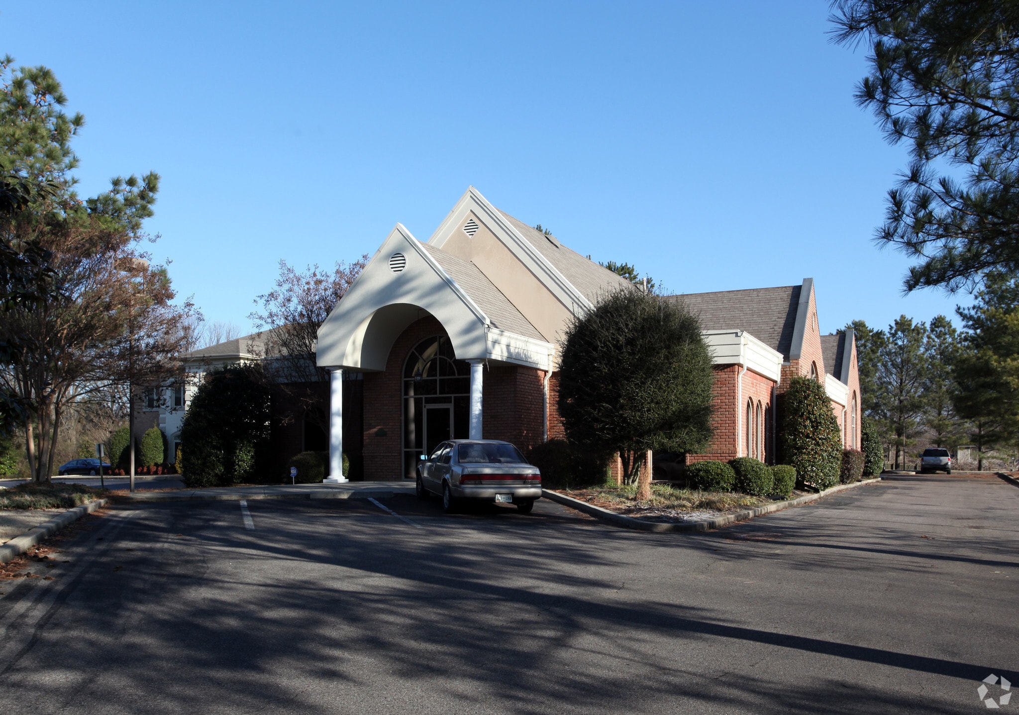 3246 Players Club Cir, Memphis, TN for Sale