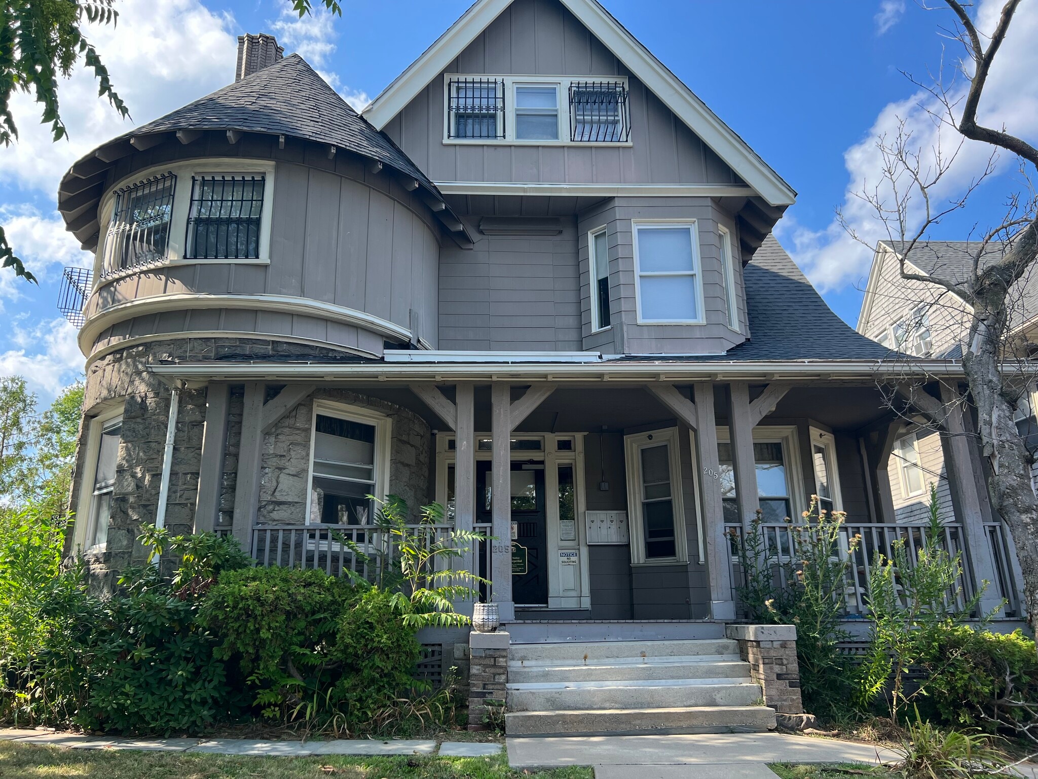 205 Retreat Ave, Hartford, CT for Sale