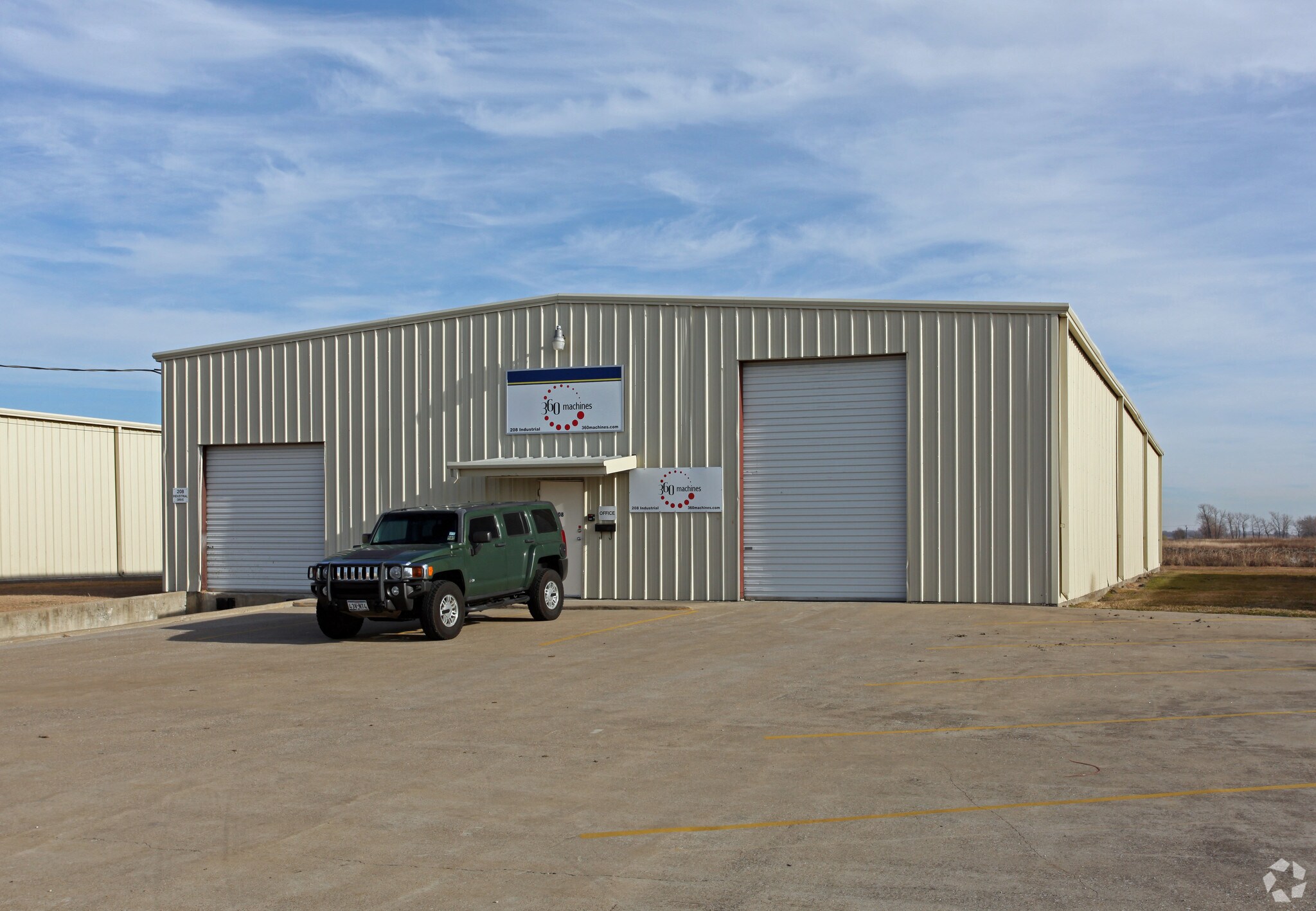 208 Industrial Dr, Forney, TX for Rent