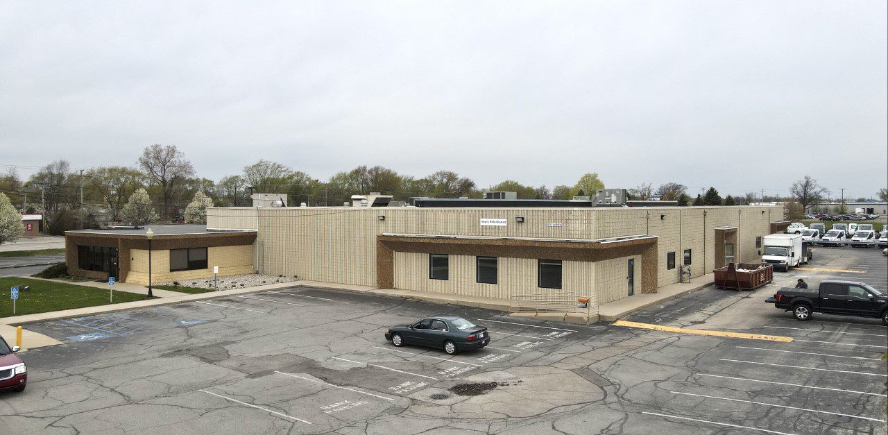 2930 Nappanee St, Elkhart, IN for Rent