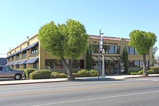 Hanford, CA undefined - 425 W 7th St
