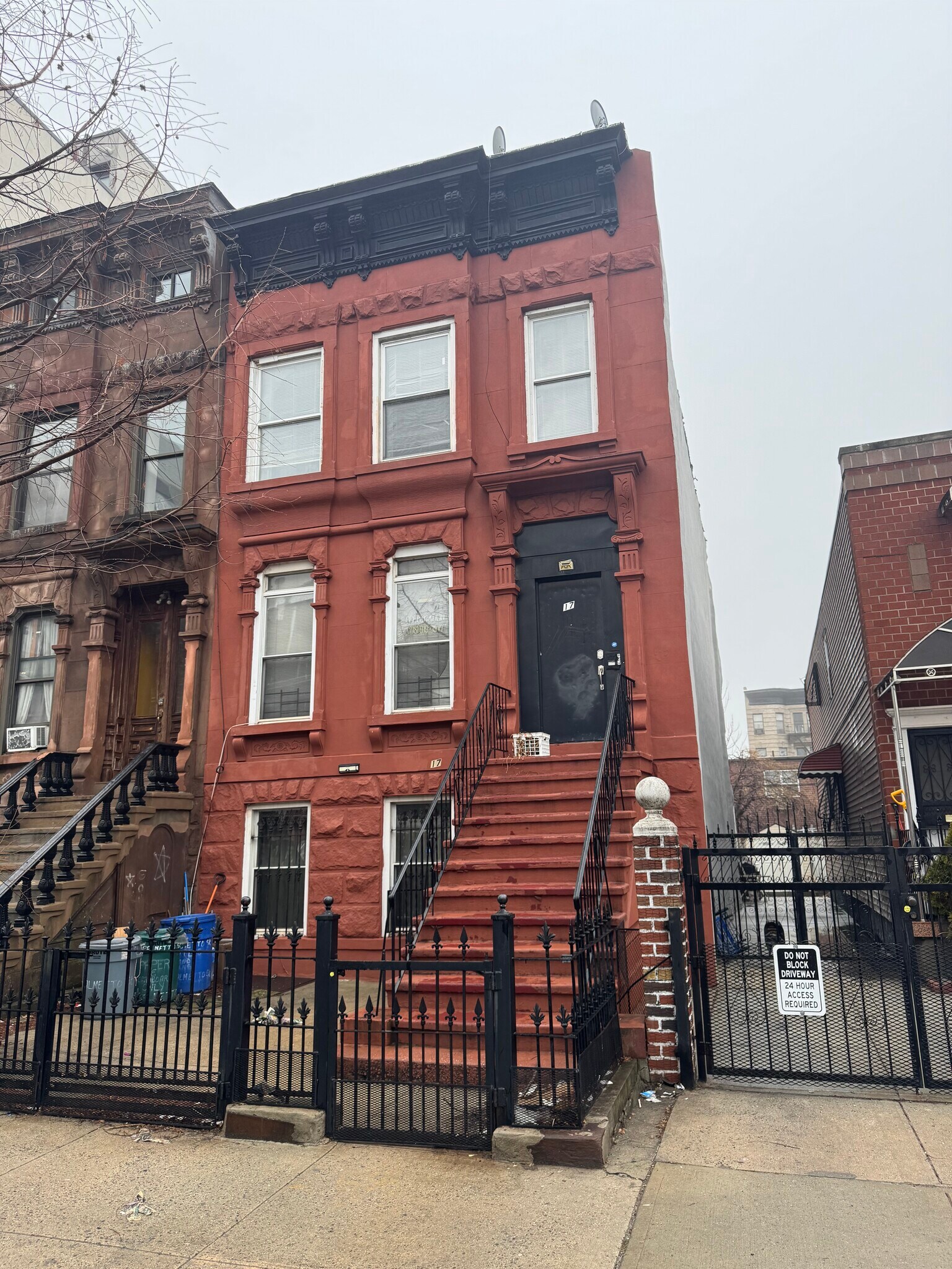 17 Palmetto St, Brooklyn, NY for Sale