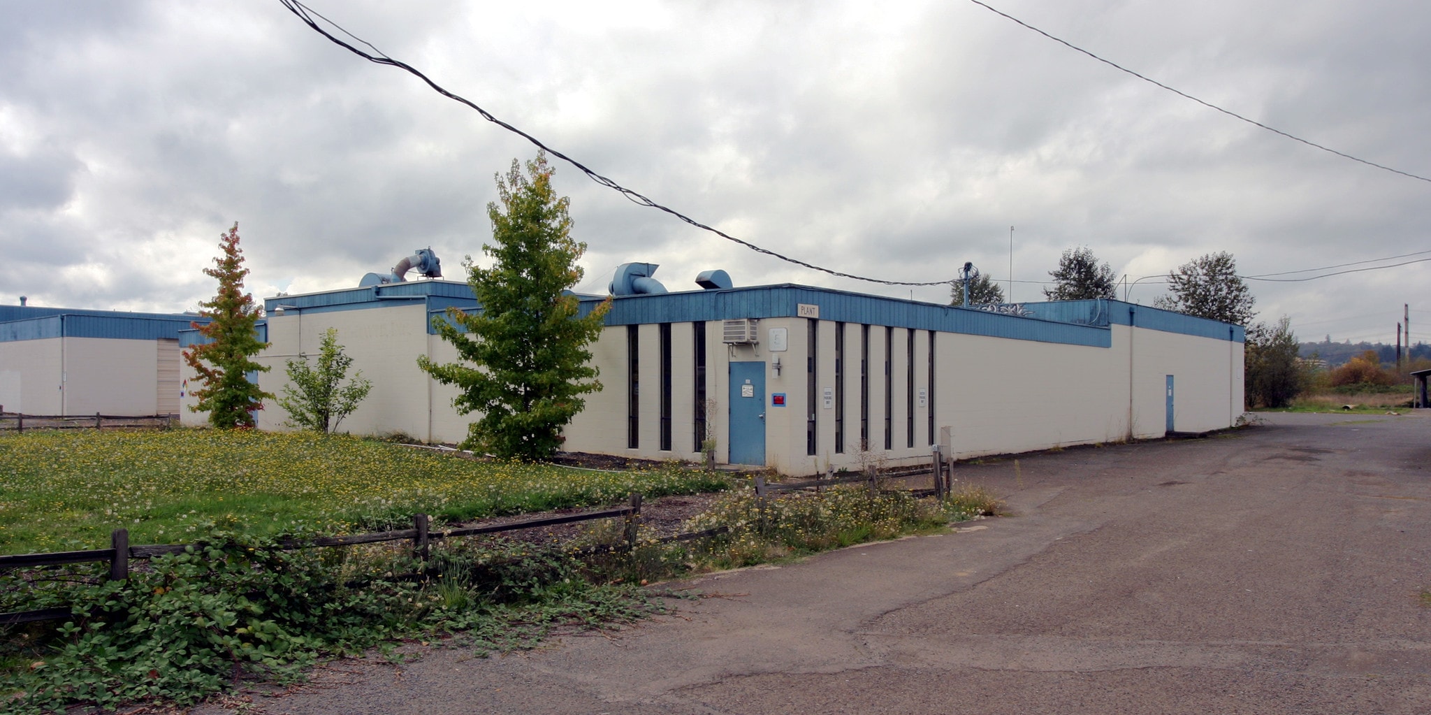 1400 S Bertelsen Rd, Eugene, OR for Rent