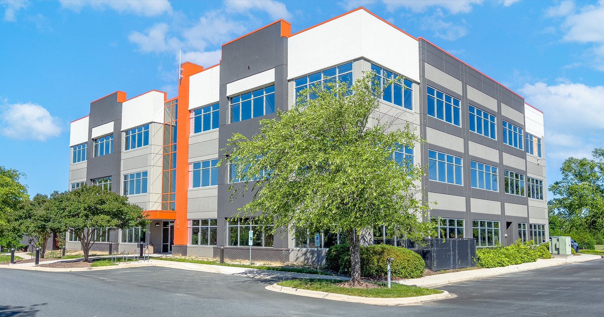 124 Floyd Smith Office Park Dr, Charlotte, NC for Rent