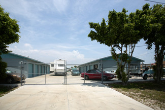 Fort Myers, FL Self-Storage Facilities - 830 Buttonwood Dr