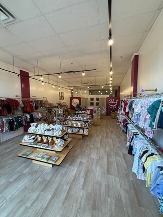 Suwanee, GA Retail - 310 Town Center Ave Suwanee, GA Retail - 310 Town Center Ave