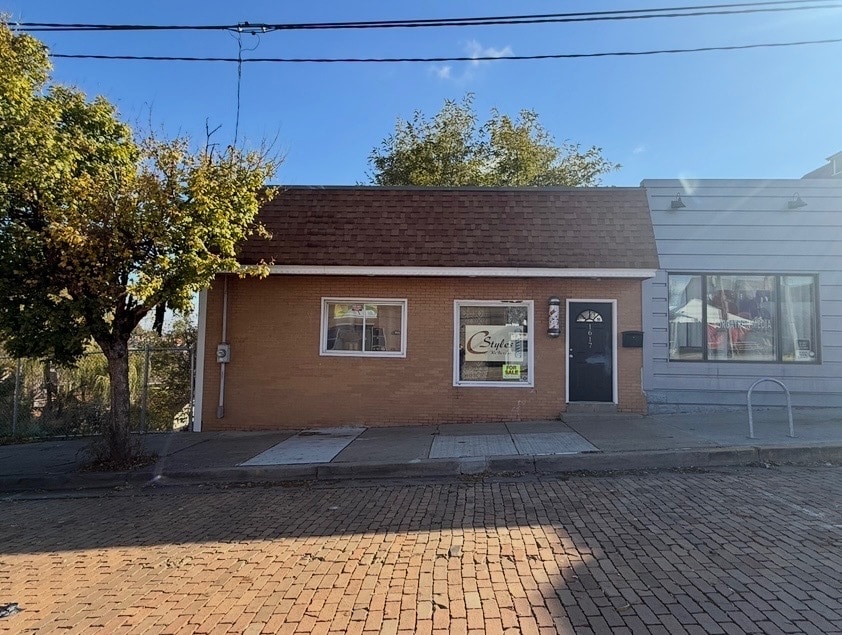 1617 Broadway Ave, Pittsburgh, PA for Sale