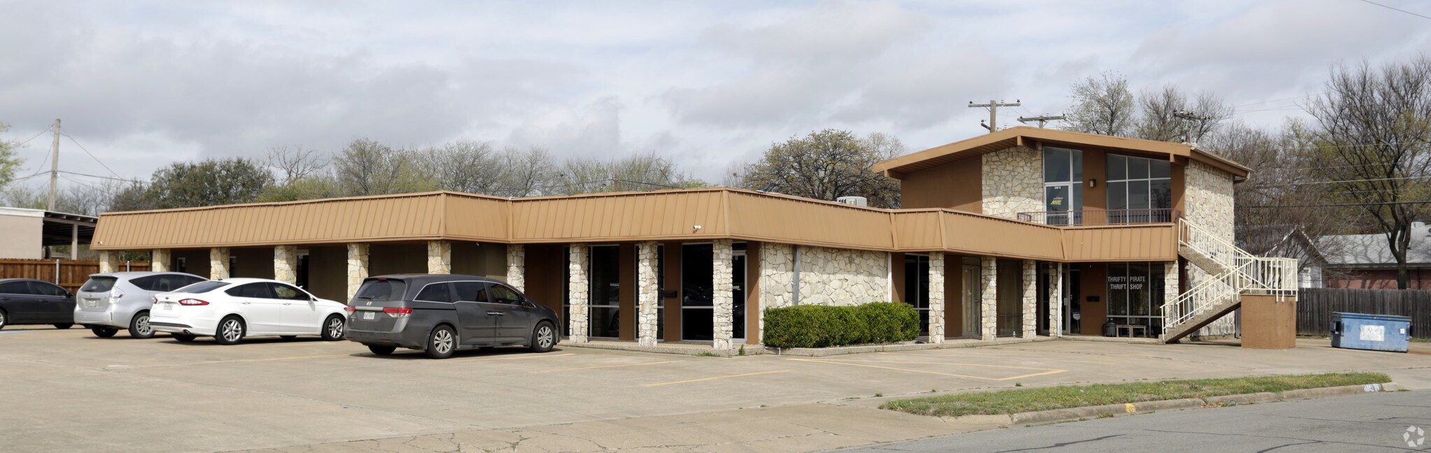 200-204 W Bedford Euless Rd, Hurst, TX for Rent