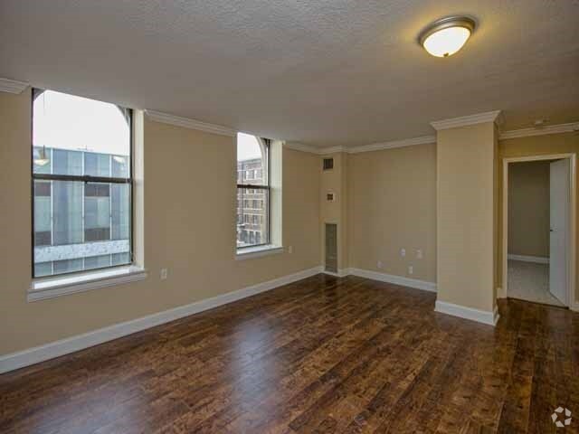 107 S Washington Ave, Saginaw, MI for Rent