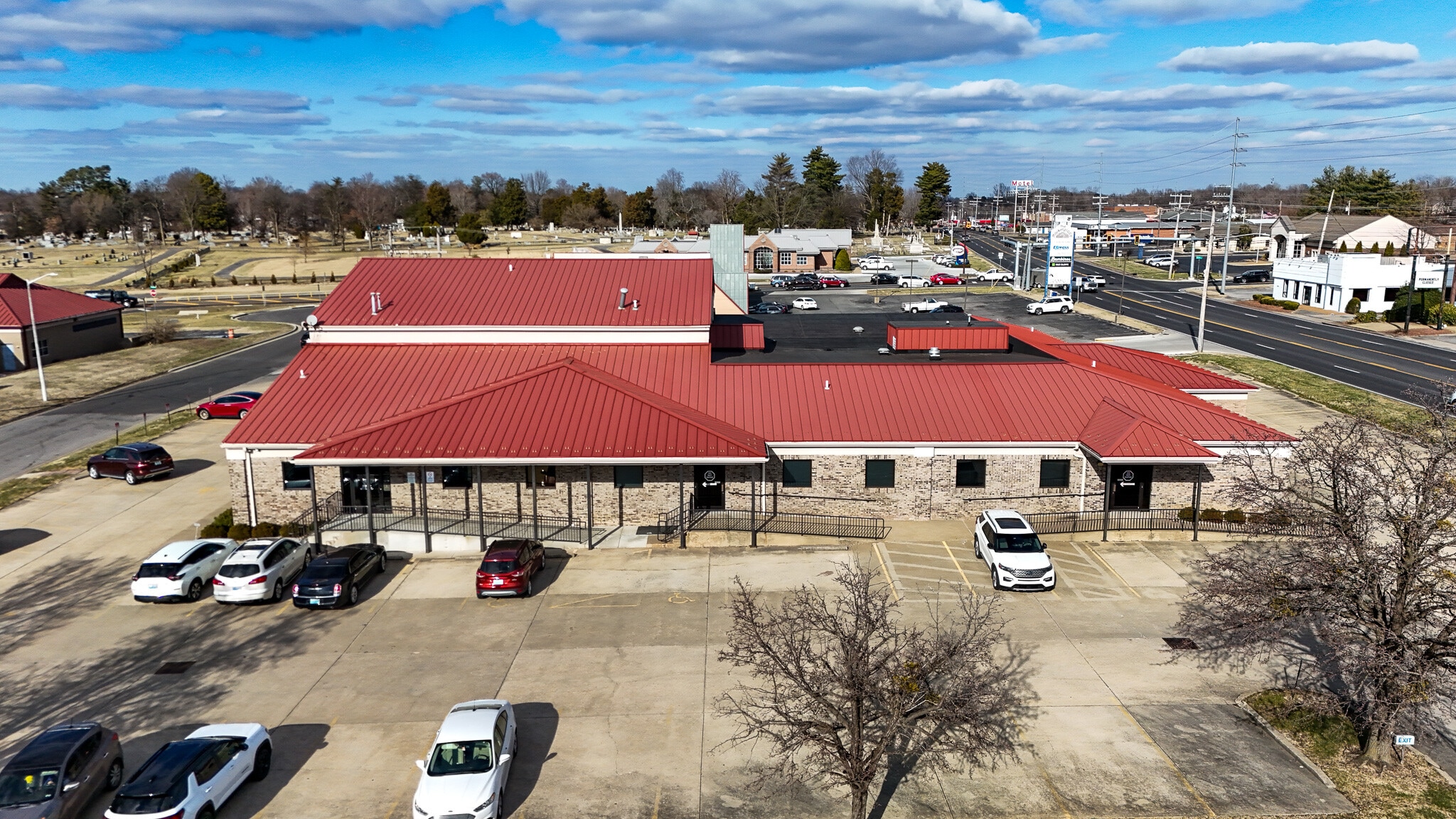 2831 Lone Oak Rd, Paducah, KY for Sale