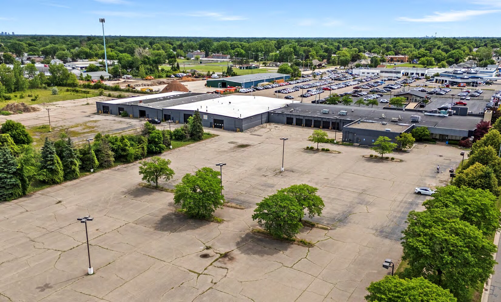 32000 Ford Rd, Garden City, MI for Rent