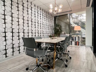 Houston, TX Office - 17 S Briar Hollow Ln