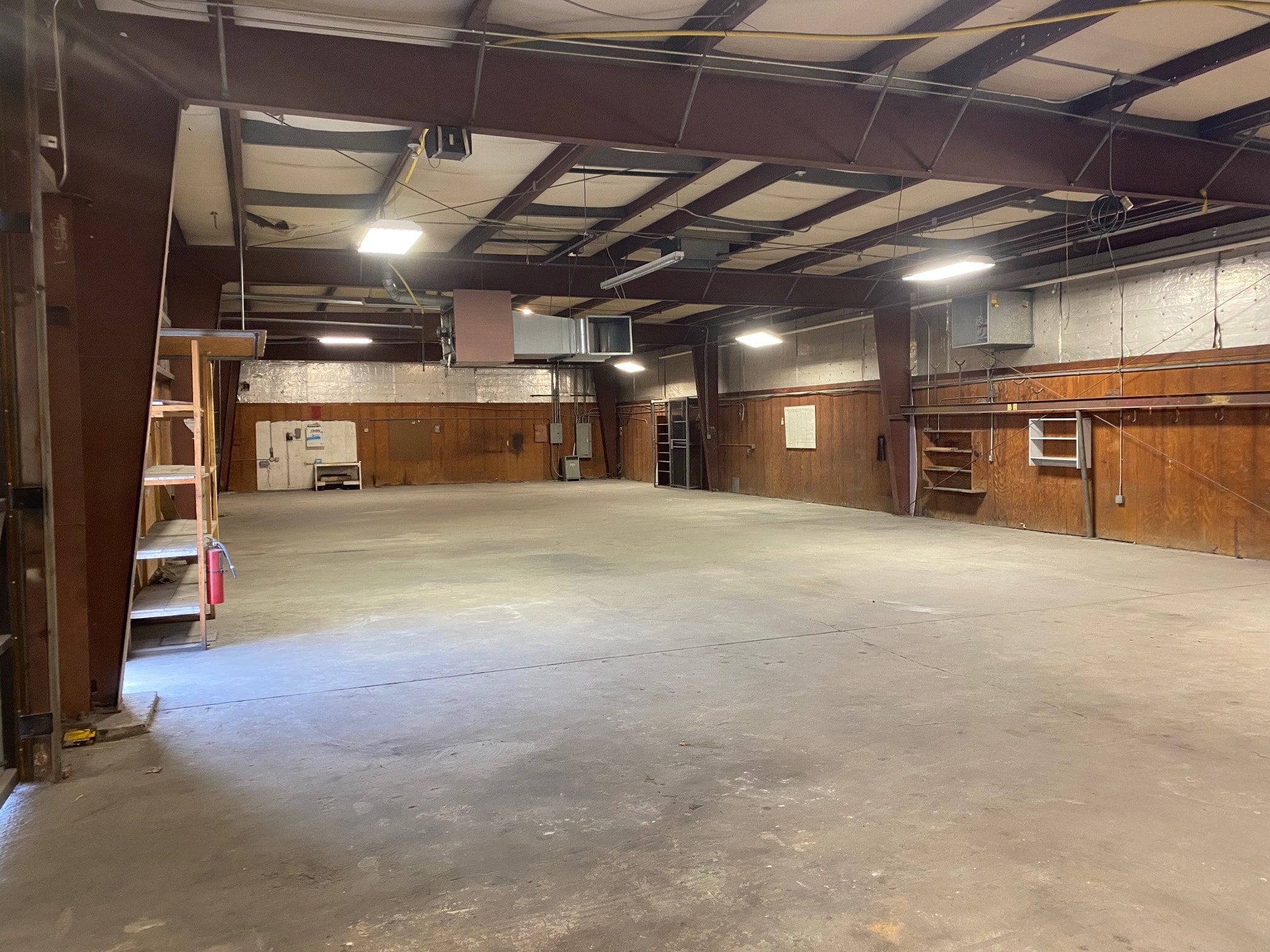 5132 Hendersonville Rd Fletcher, NC 28732 Industrial Property for