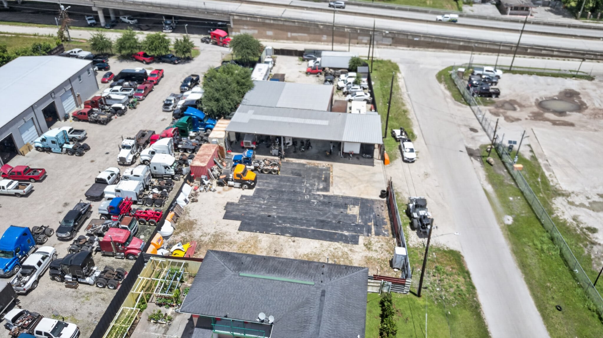 7521 Parkhurst Dr, Houston, TX for Sale