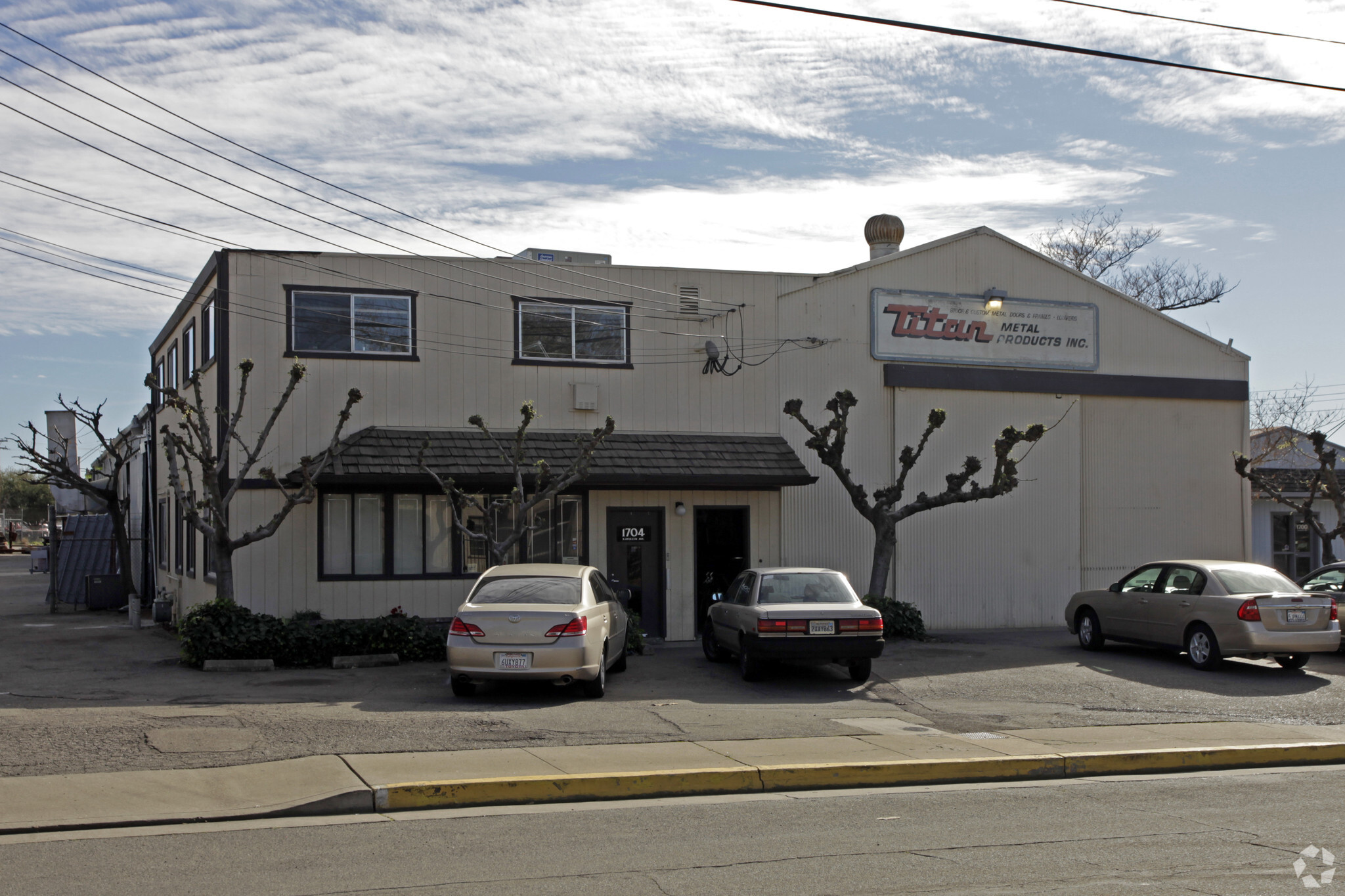 1704 Kathleen Ave, Sacramento, CA for Rent