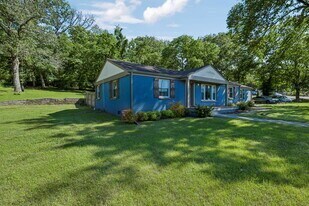 1201 S Graycroft Ave, Madison, TN for Rent
