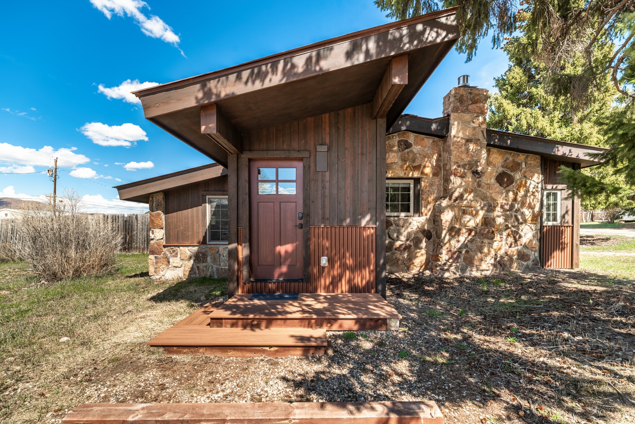 121 E Sumner Ave, Hot Sulphur Springs, CO for Sale