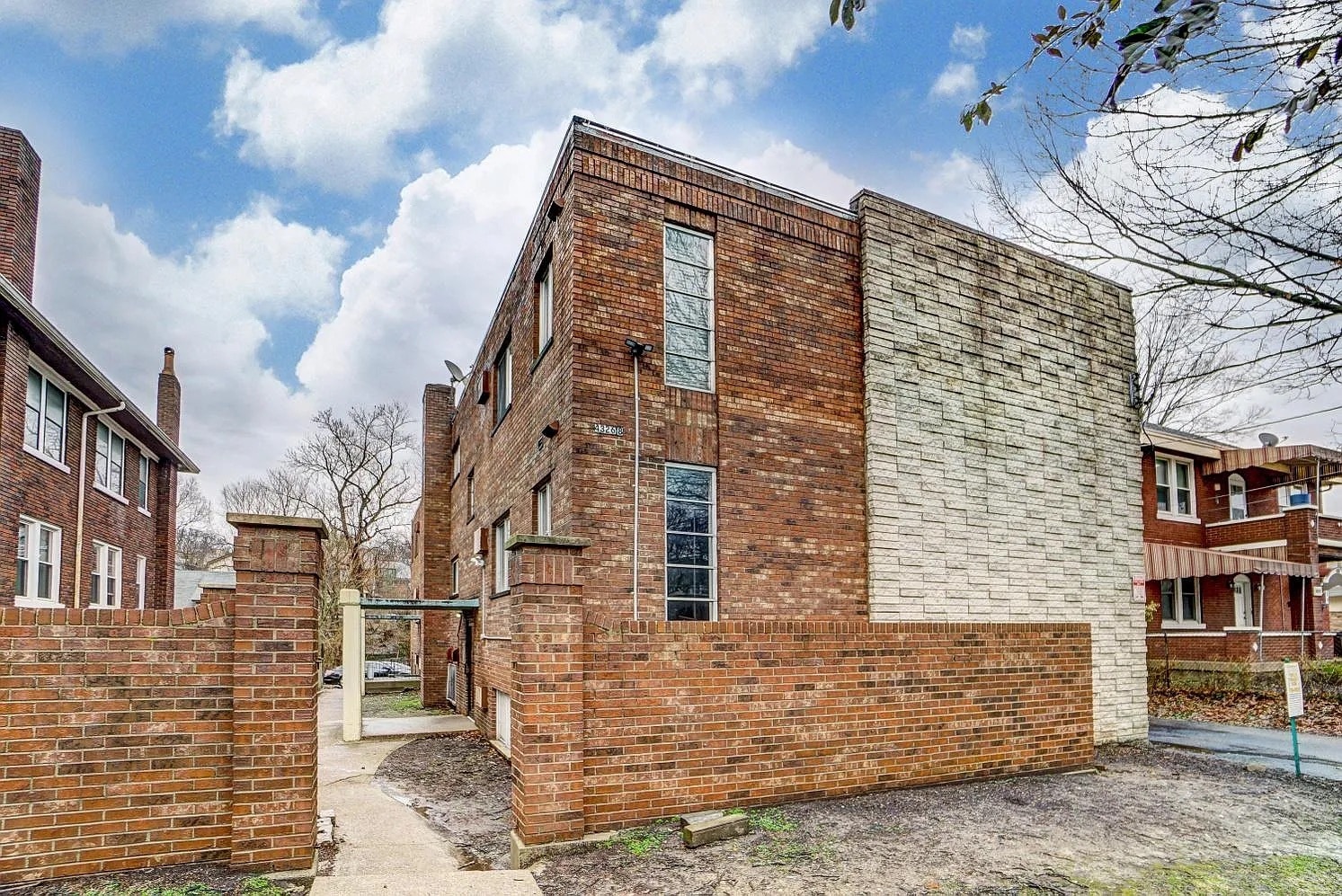 4326 Hamilton Ave, Cincinnati, OH for Sale