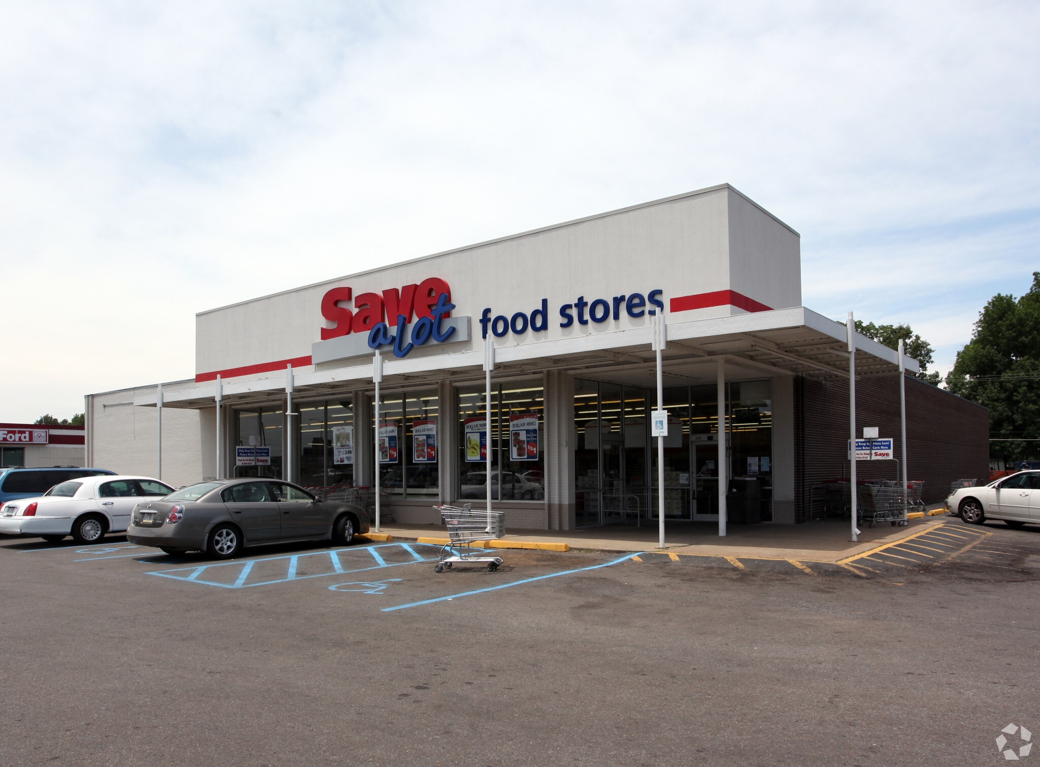 337 W Broadway St, West Memphis, AR for Sale