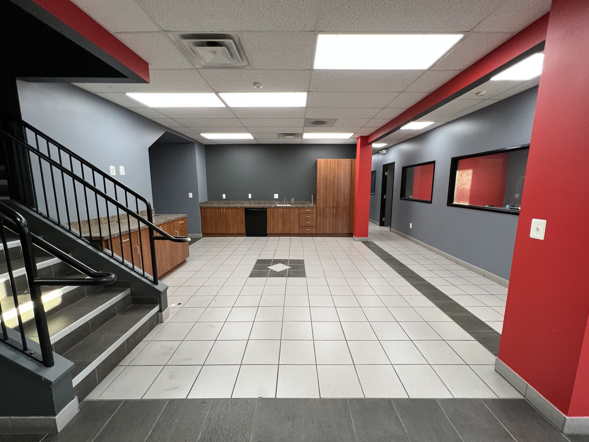 Dispensary/Processing/Industrial space, Warren, MI for Rent