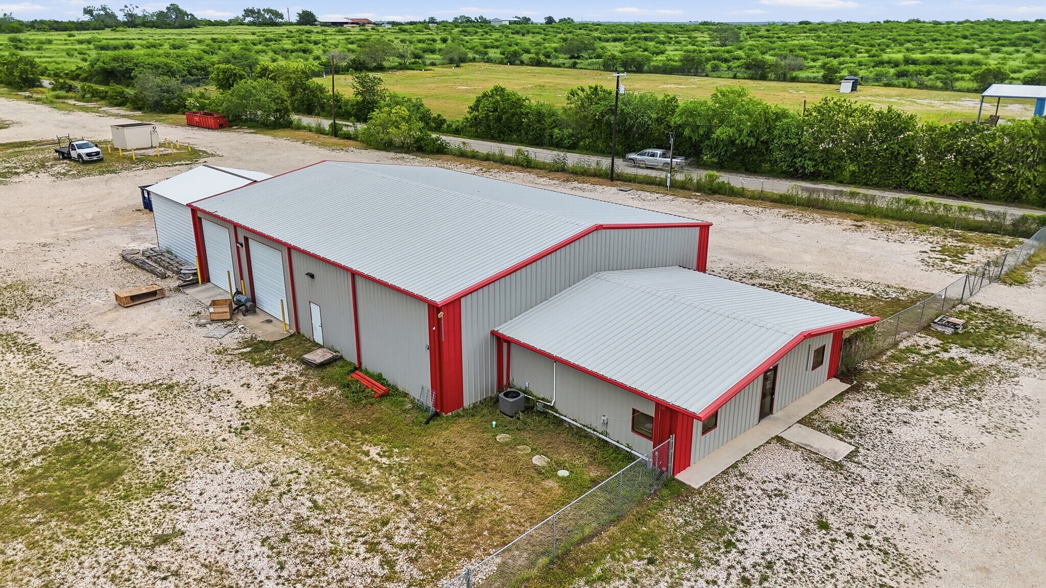 6542 County Road 145, Kenedy, TX for Rent