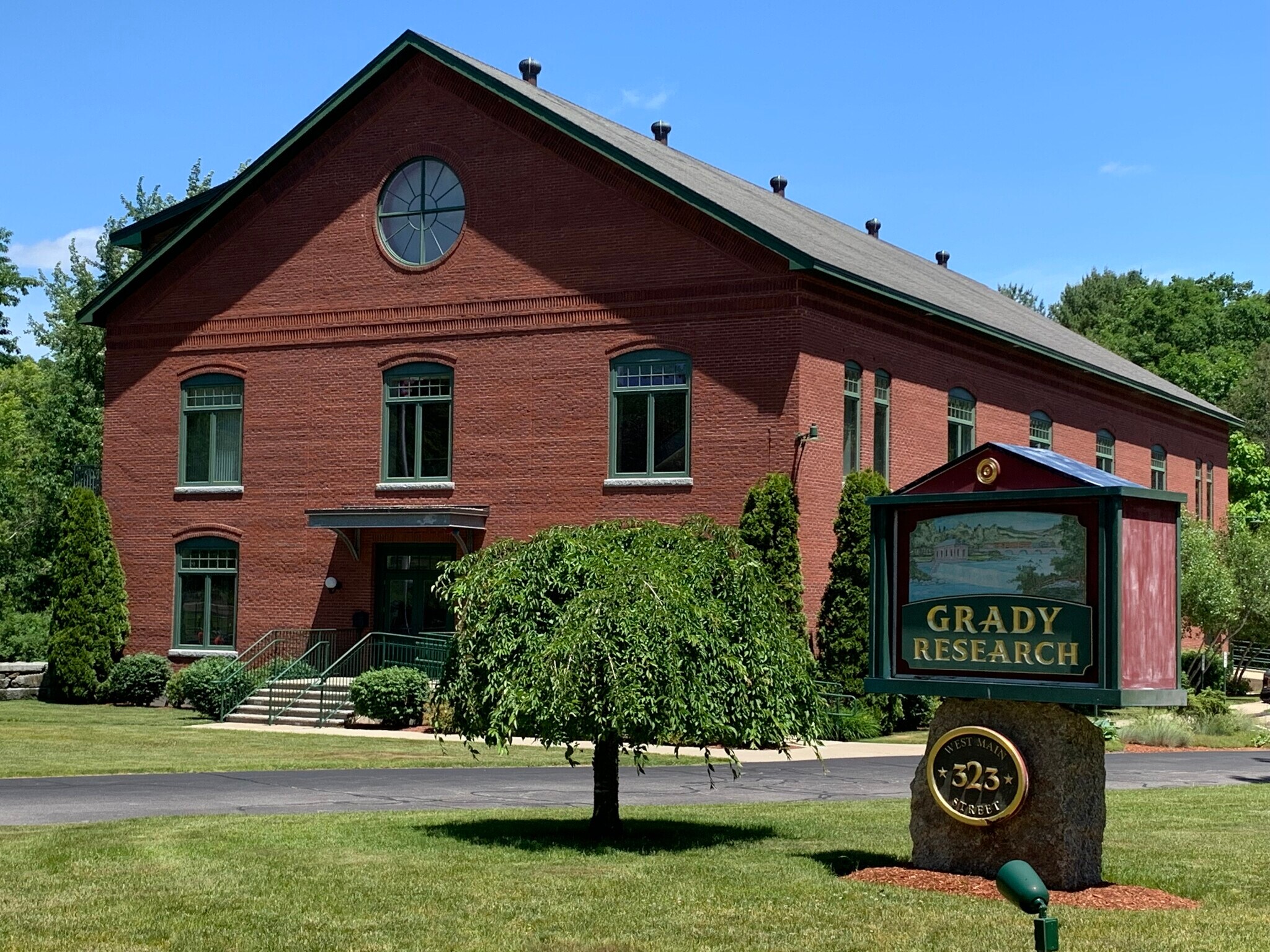 323 W Main St Ayer, MA 01432 Industrial Property for Lease on