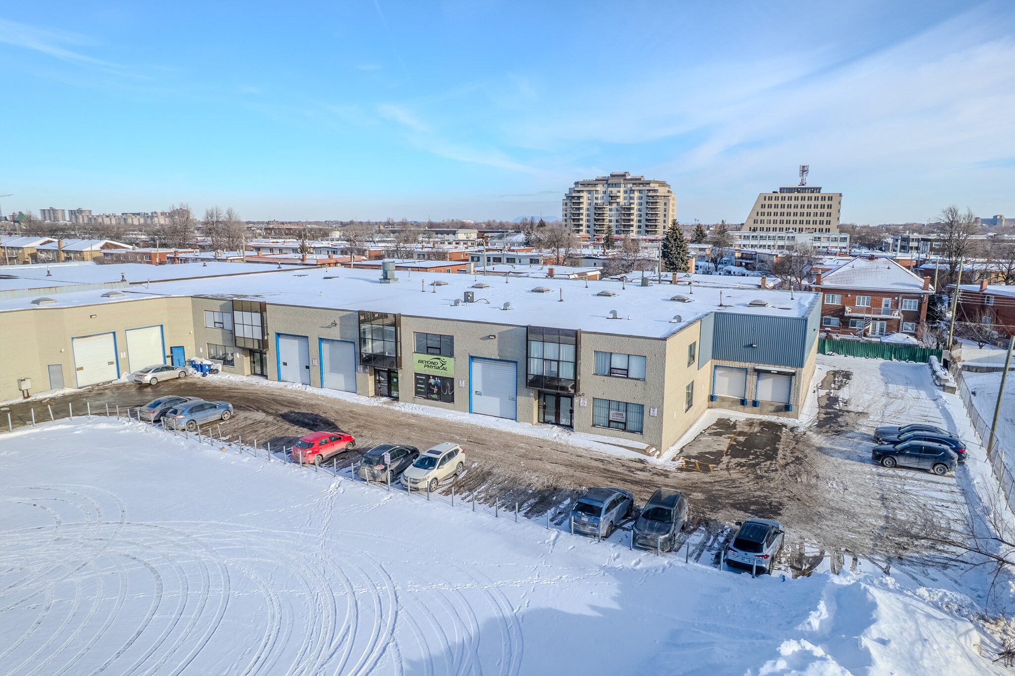 6040-6050 Boul Métropolitain E, Montréal, QC for Rent