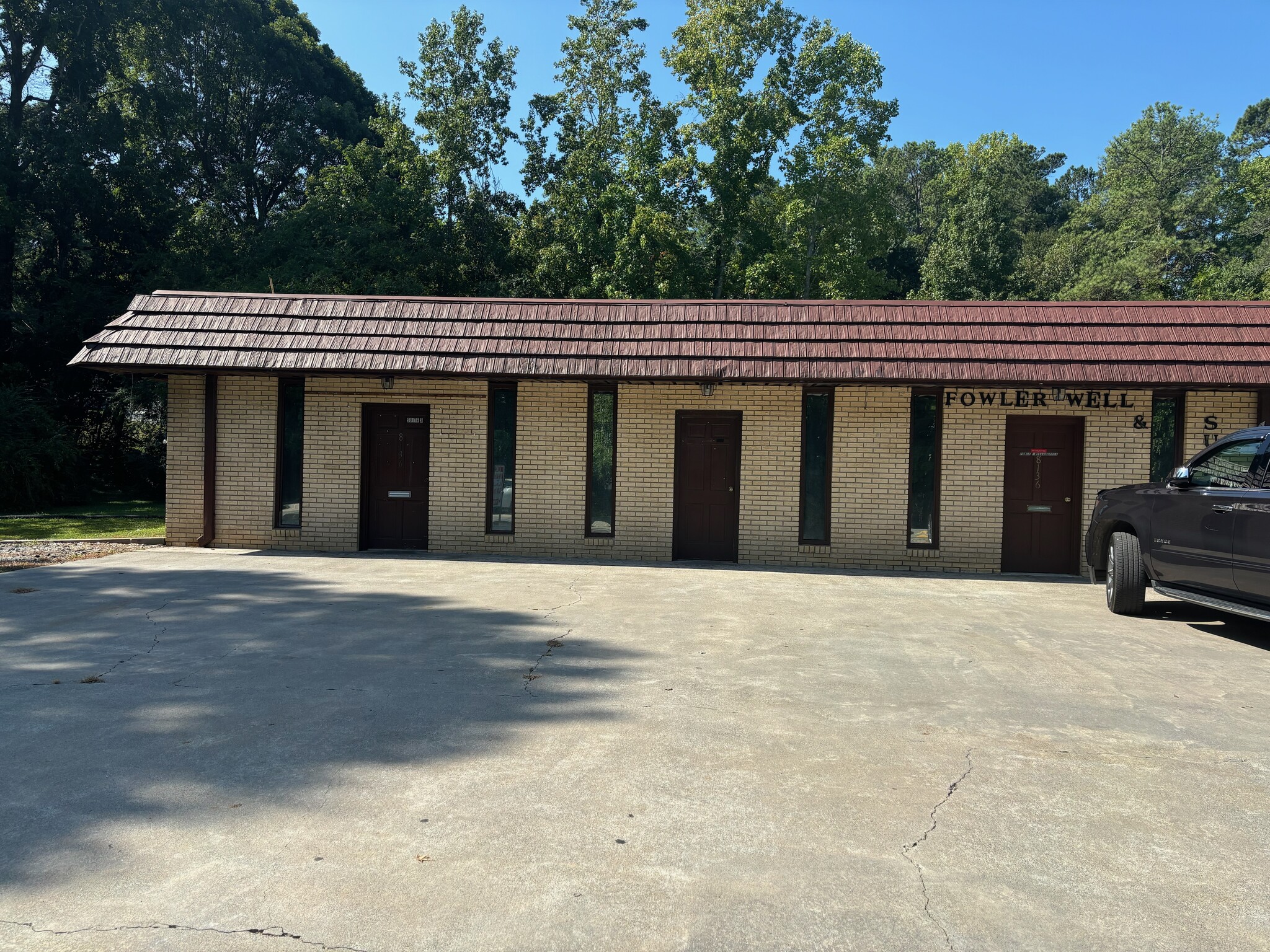 8136 Knox Bridge Hwy, Canton, GA for Rent