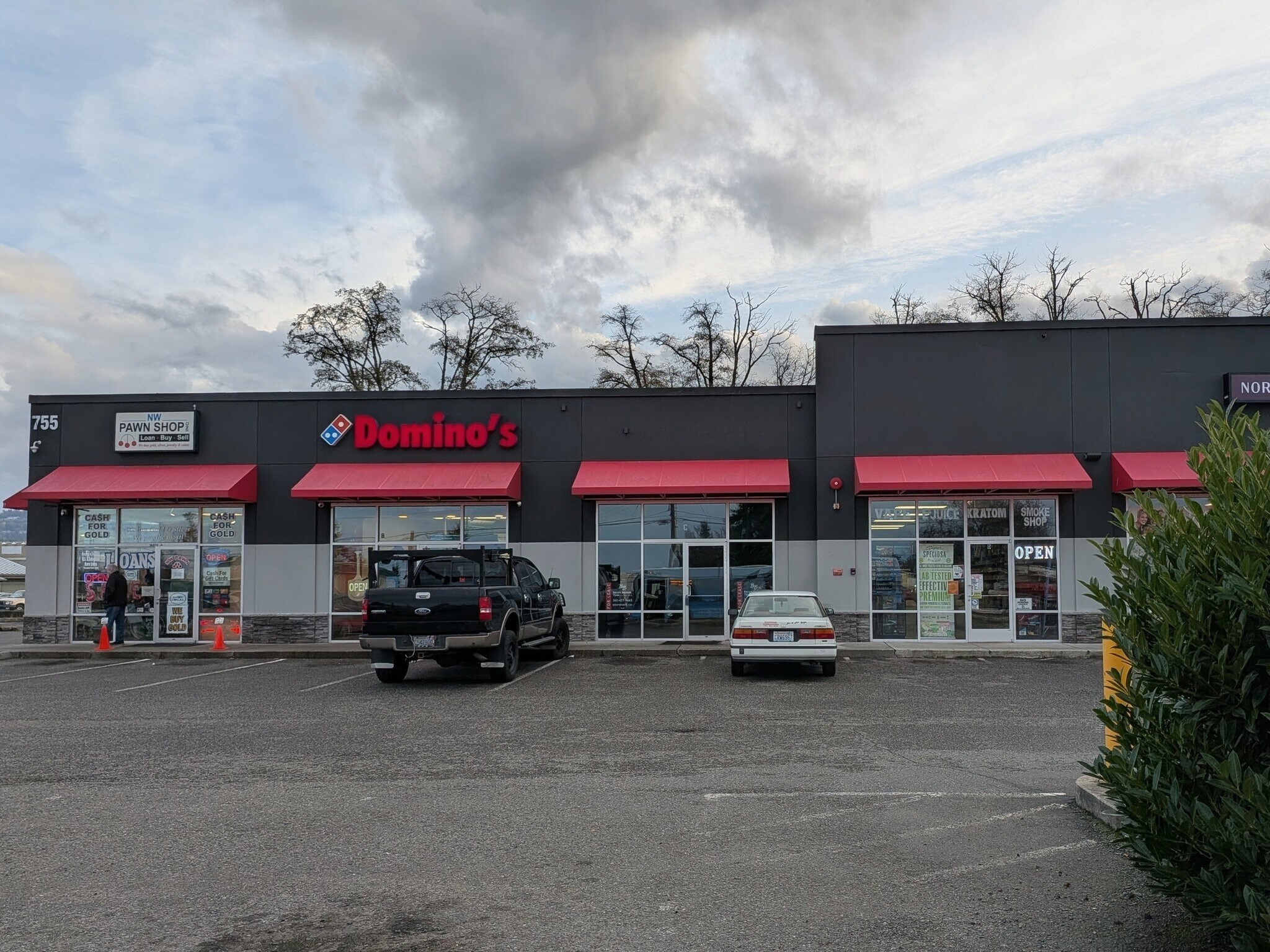 755 W Washington St, Sequim, WA for Rent