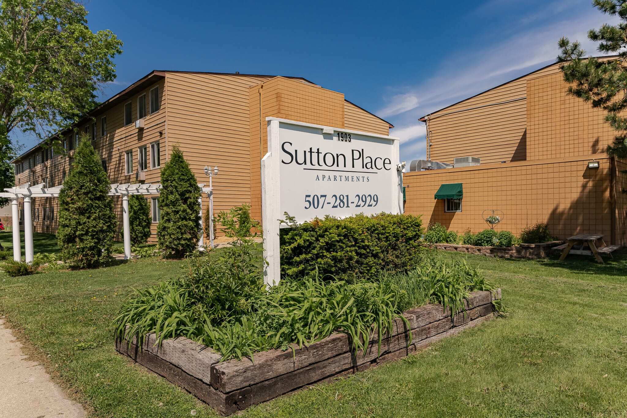 1903 17th St SE, Rochester, MN for Sale